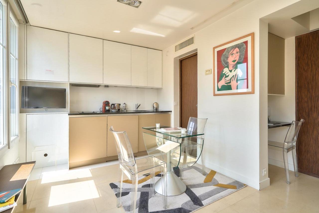 Designed Studio With Ac-Terrasse Vue Tour Eiffel Paris Dış mekan fotoğraf