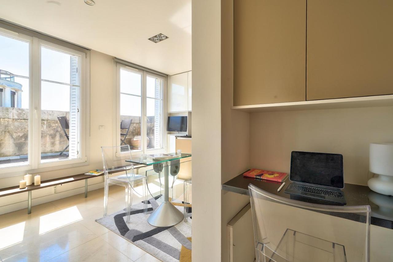 Designed Studio With Ac-Terrasse Vue Tour Eiffel Paris Dış mekan fotoğraf