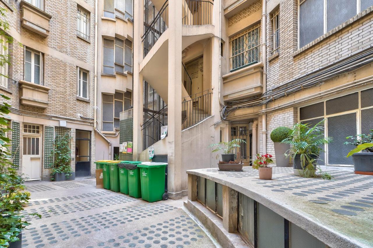 Designed Studio With Ac-Terrasse Vue Tour Eiffel Paris Dış mekan fotoğraf